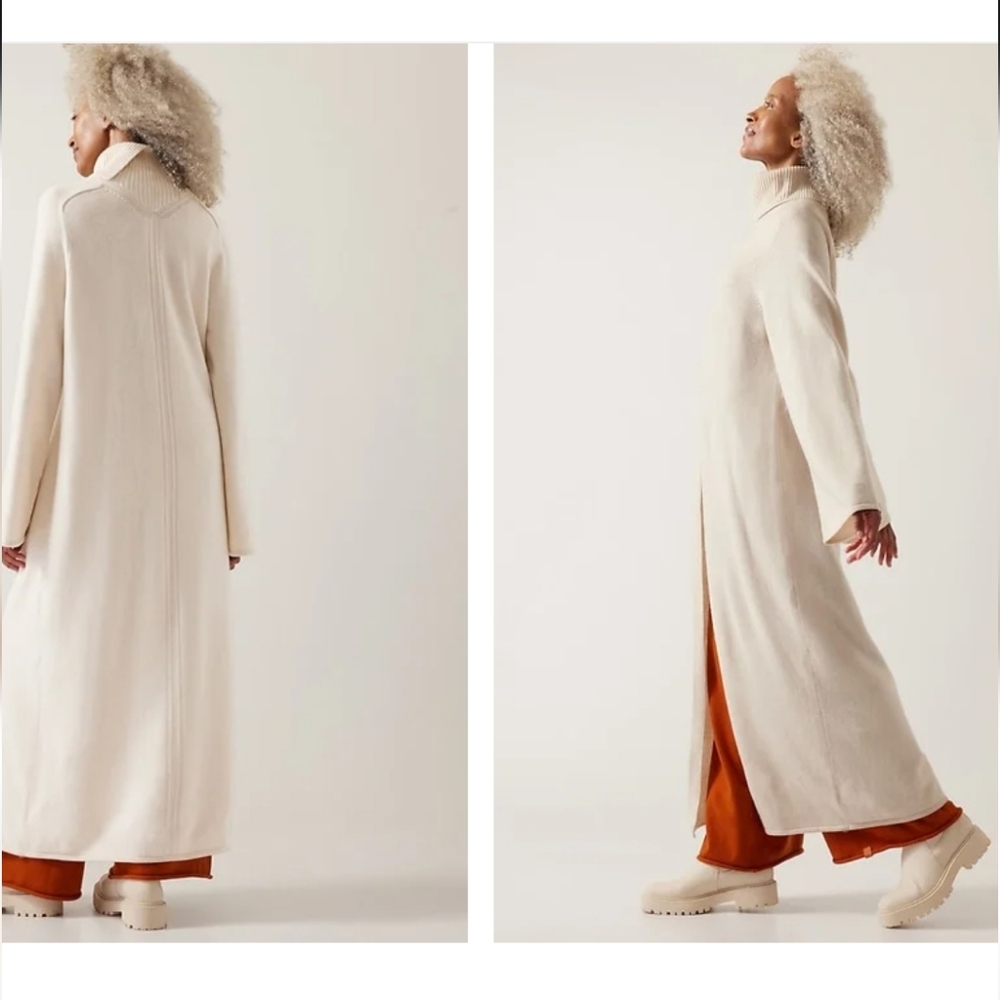 Athleta Cream Long Turtleneck Sweater Dress